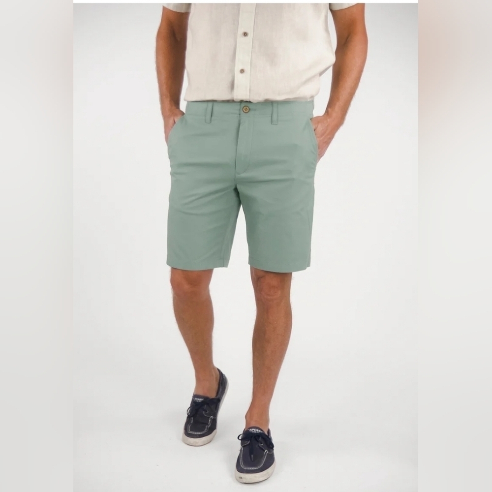 Tailor Vintage Hybrid regular Fit Shorts Green bay 9” Inseam size 44